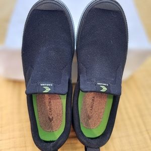 Cariuma shoes